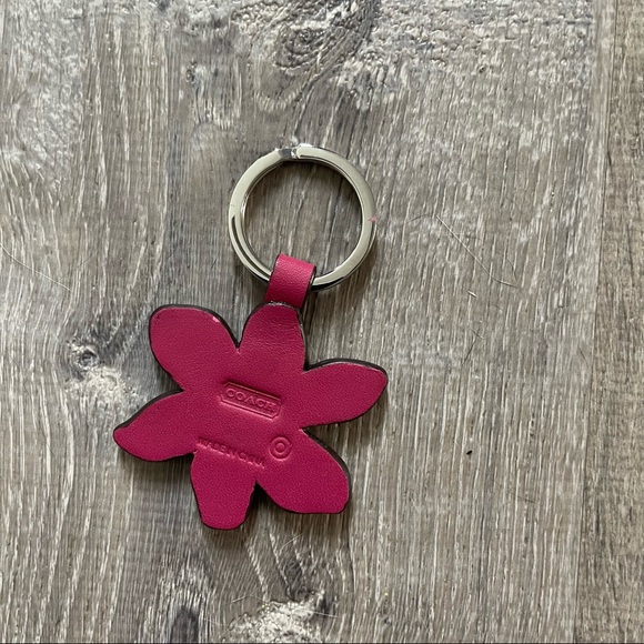 Coach keychain - Picture 2 of 2